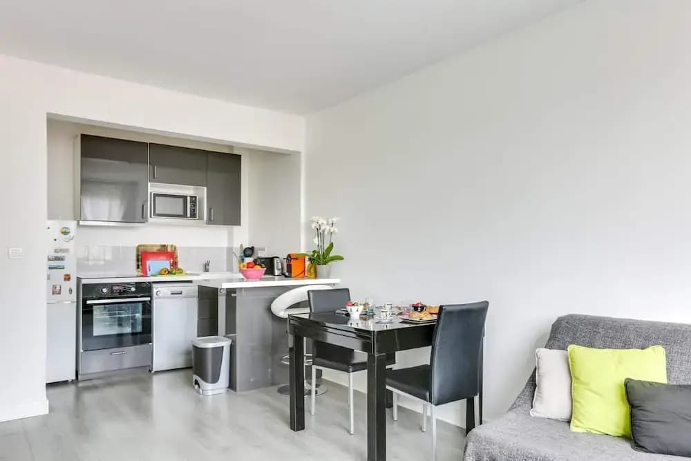 Bright Flat for 4 Person 5 Mins From Parc Montsouris - photo 14