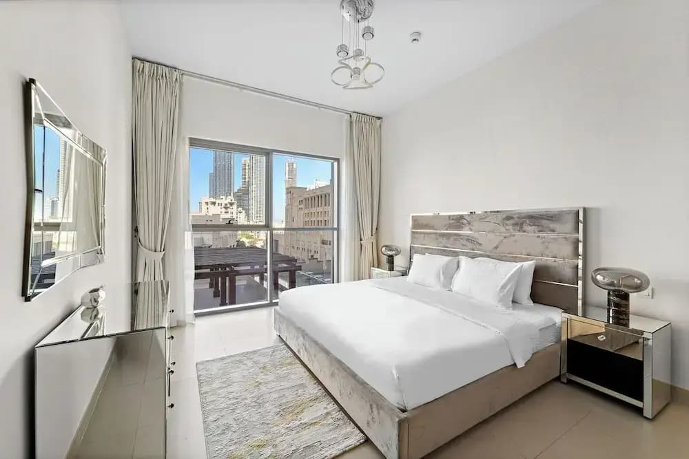 2BR 203 Bellevue Tower 1 - photo 5