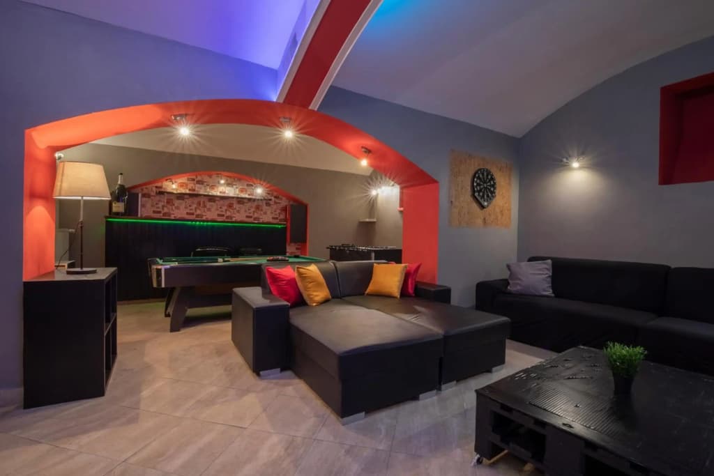Party Underground with Pooltable - photo 7