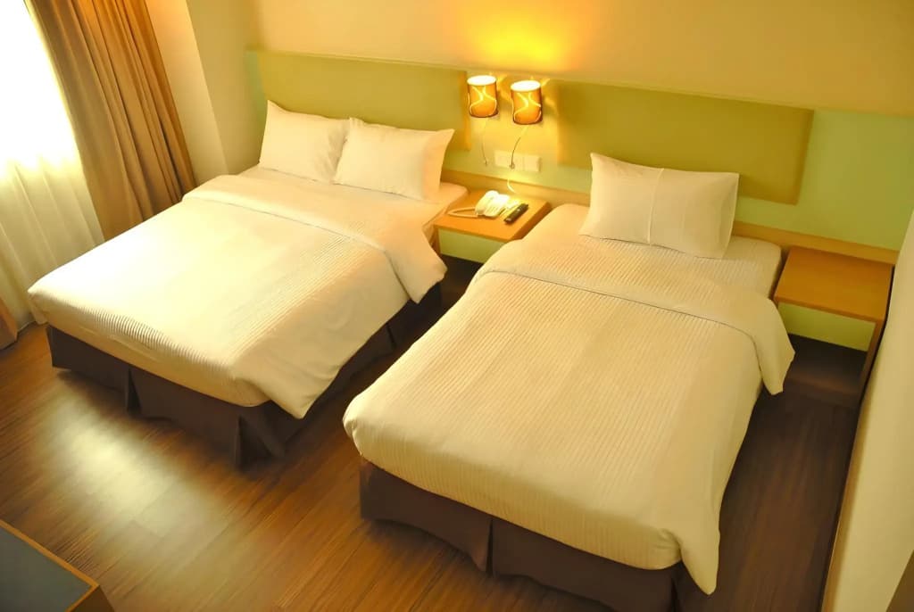 The Pavilion Hotel - photo 28