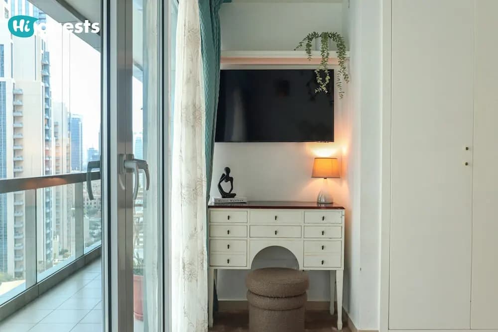 HiGuests - 8 Boulevard Walk - photo 2