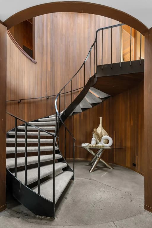 Via Vallarta - An Architecturally Significant California Modern Home - photo 8