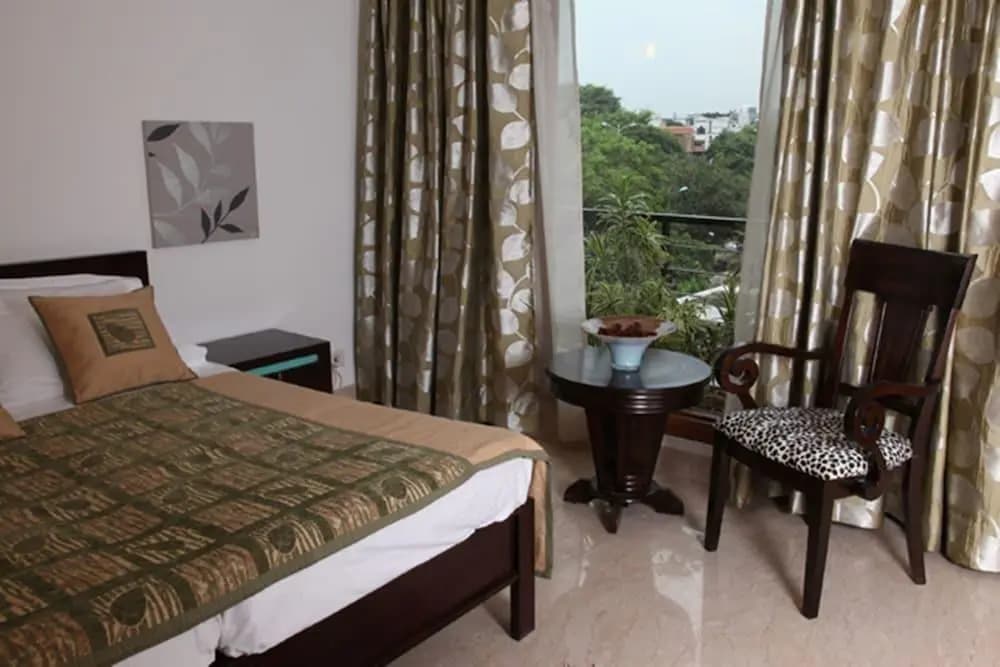 Apartment 18 - photo 3