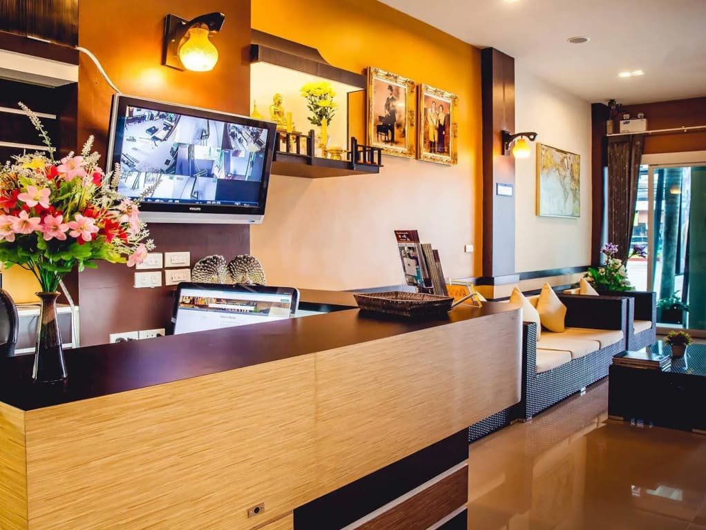 Chalong Boutique Inn - photo 2