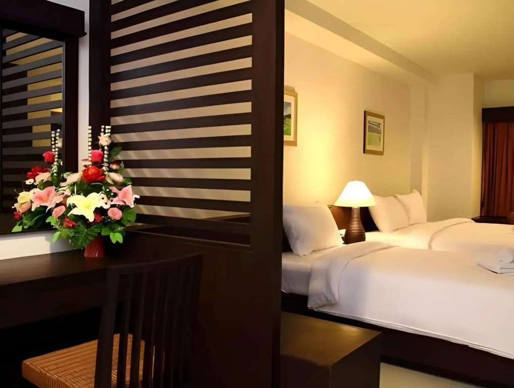 The White Pearl Hotel - photo 11