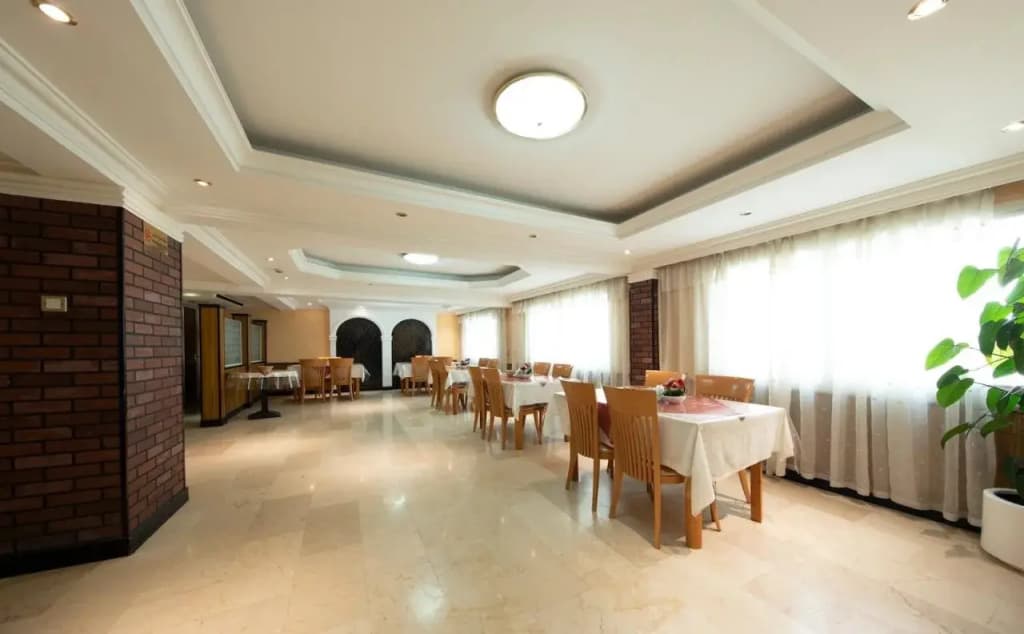 Dubai Hotel - photo 18