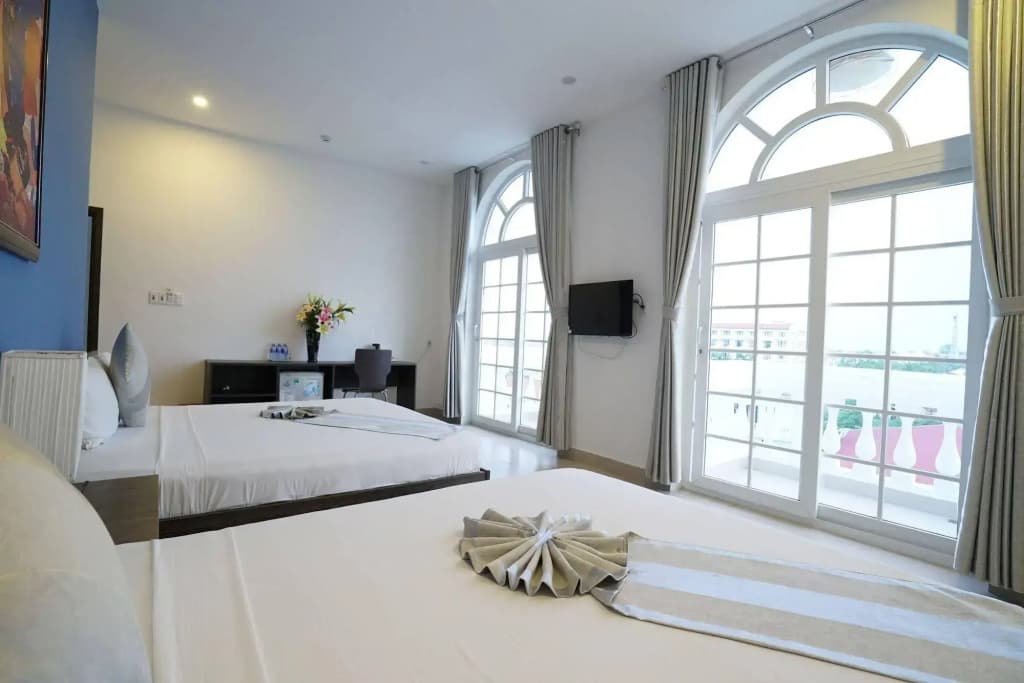 Golden Sunset Hotel - photo 7