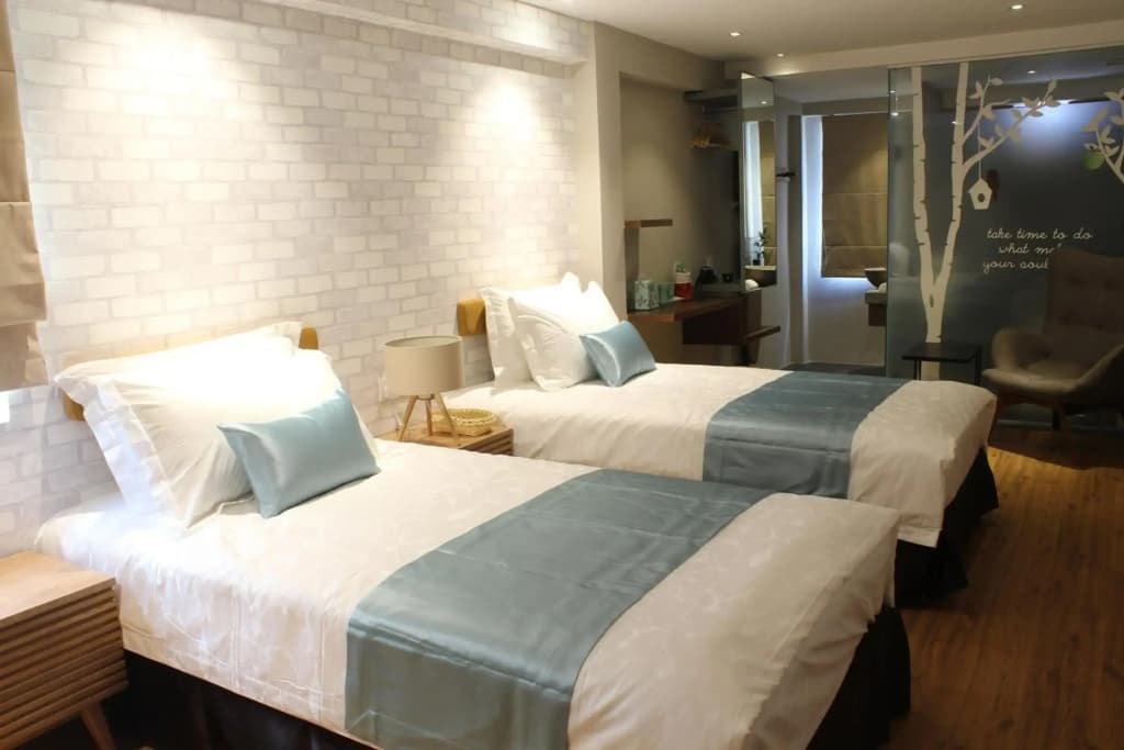 Sojourn Guest House - photo 5