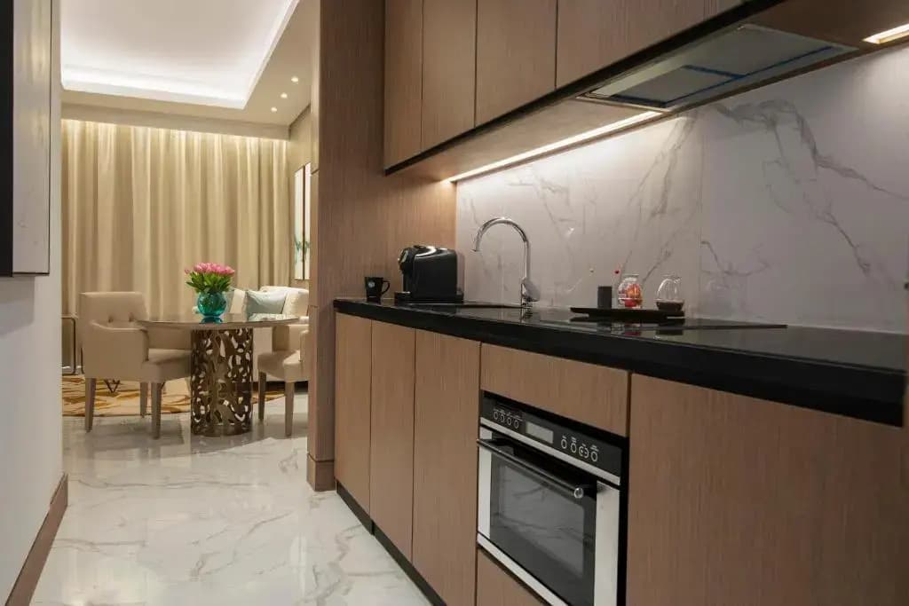 Al Jaddaf Rotana Suite Hotel - photo 19
