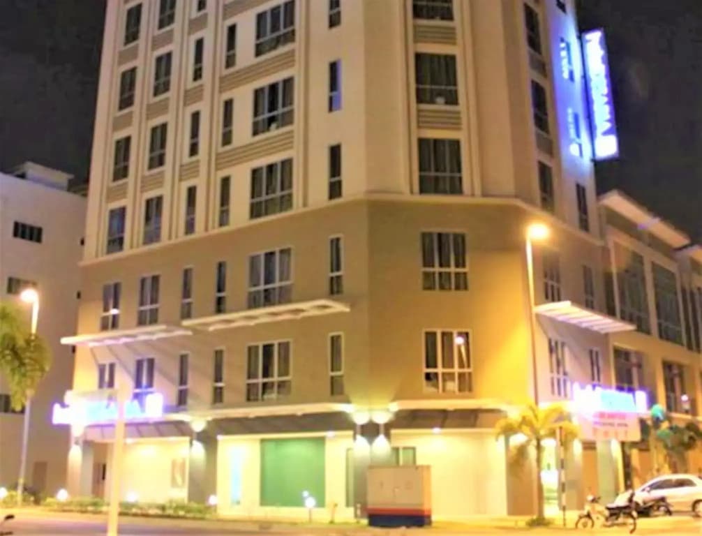 Hotel Desaria - photo 1