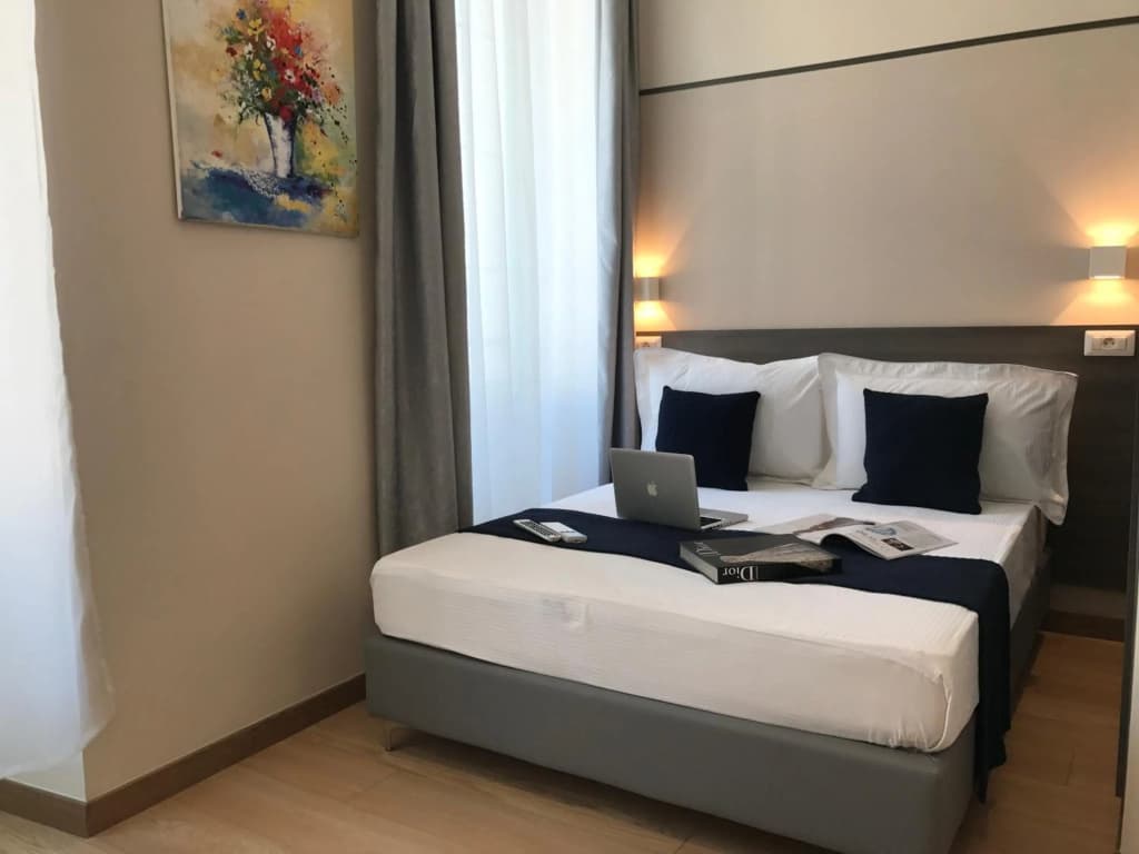 Boutique Hotel Neptune Nice - photo 4