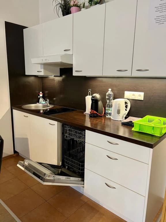 Maria Apartments - Free Parking - photo 18