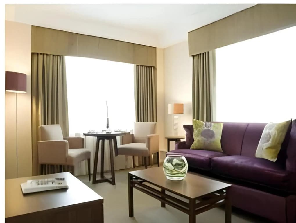 Dolphin House Serviced Apartments - photo 5