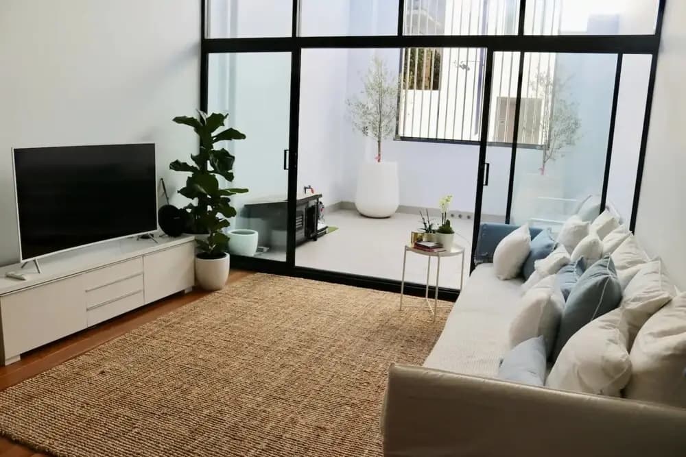 Converted Warehouse With A Local Touch - photo 5