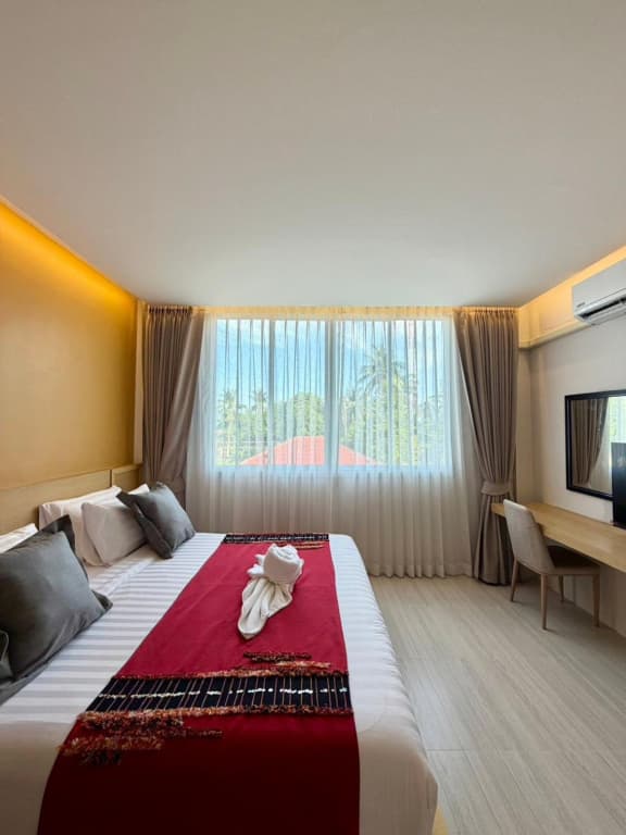 MM Hill Hotel - photo 41