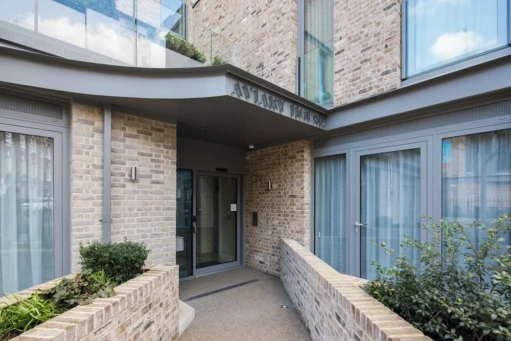 VI Castle Lane - photo 1