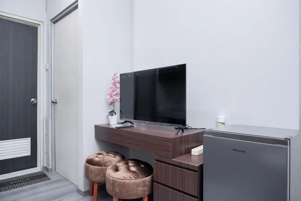 Nice And Simply 2Br At Green Bay Pluit Apartment - photo 5