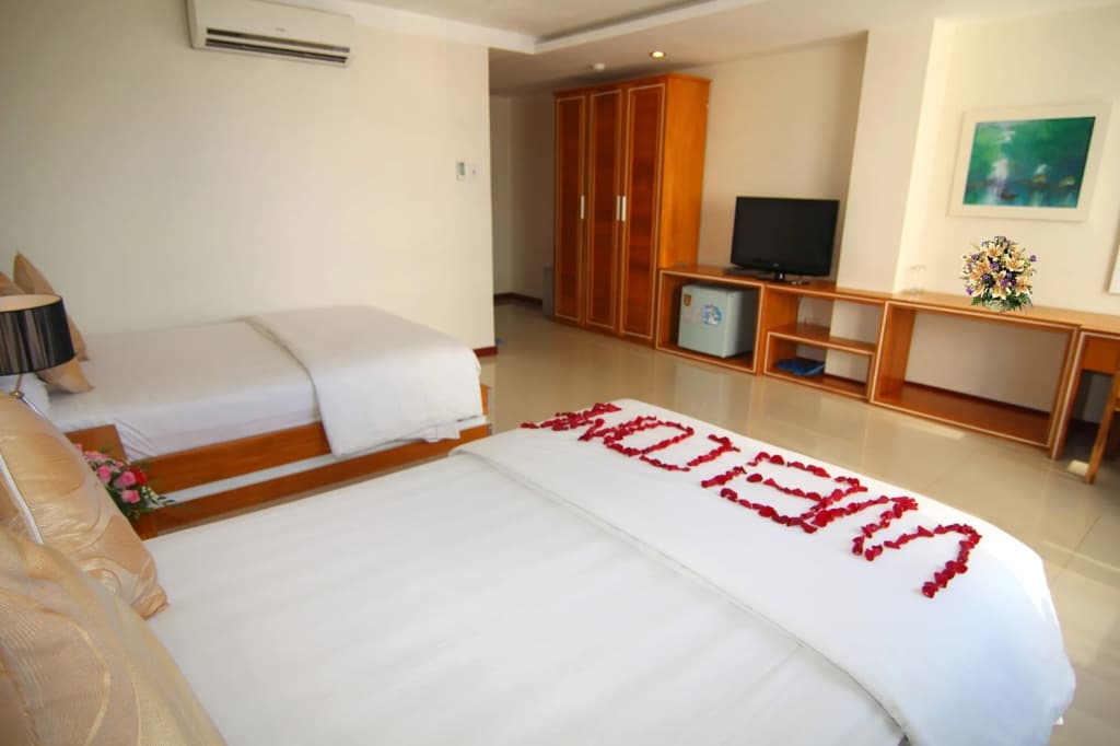 Sea Light Hotel - photo 3