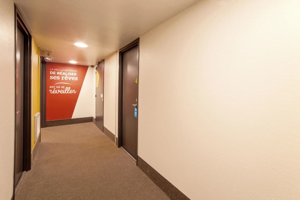 B&B HOTEL Paris Porte de la Villette - photo 15