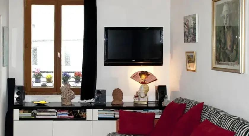Cozy Montmartre Studio - photo 2
