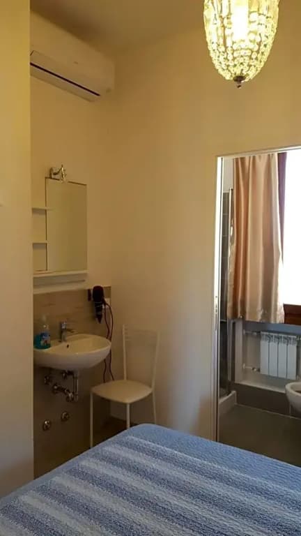 Nancy House - photo 17