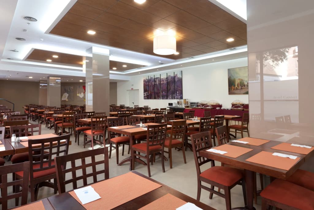 Porcel Ganivet Hotel - photo 27