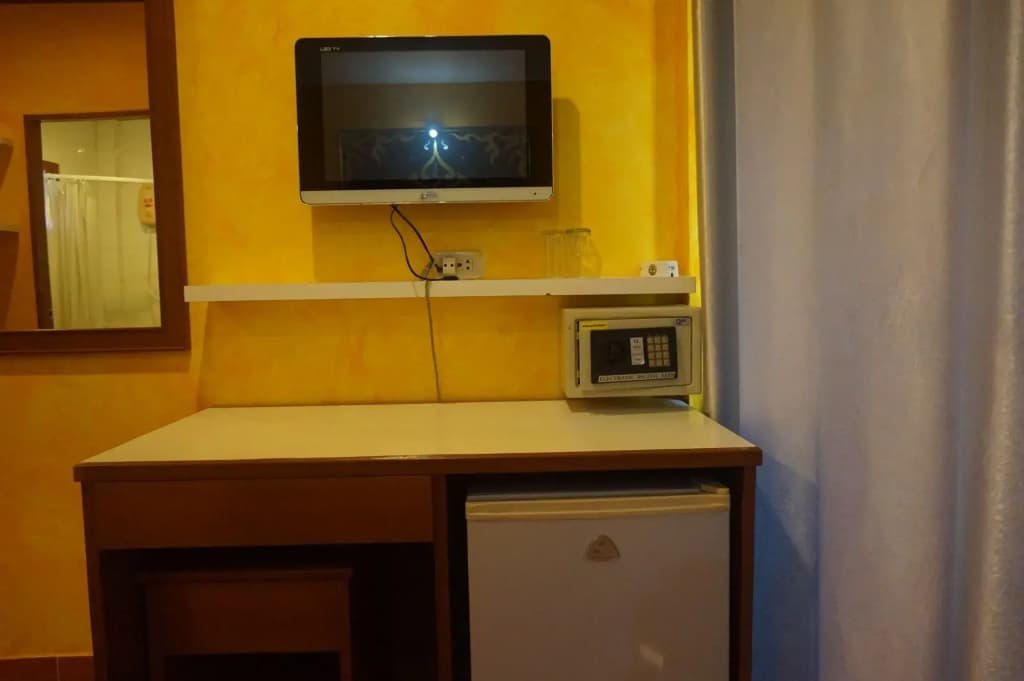 Ban Elephant Blanc Apartment - photo 23
