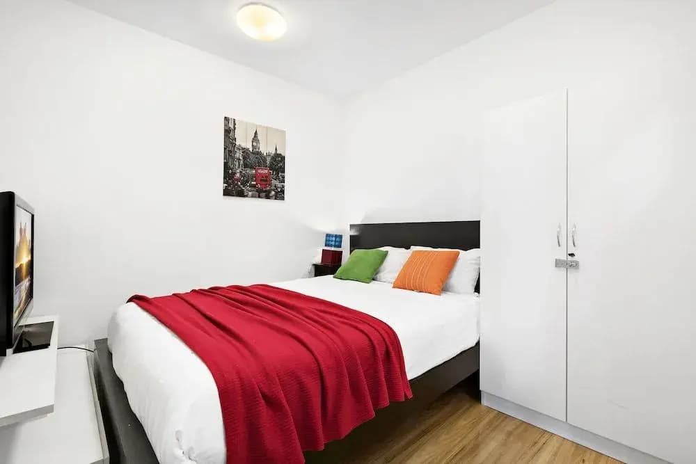 ZEE, 2BDR Southbank Apartment - photo 6