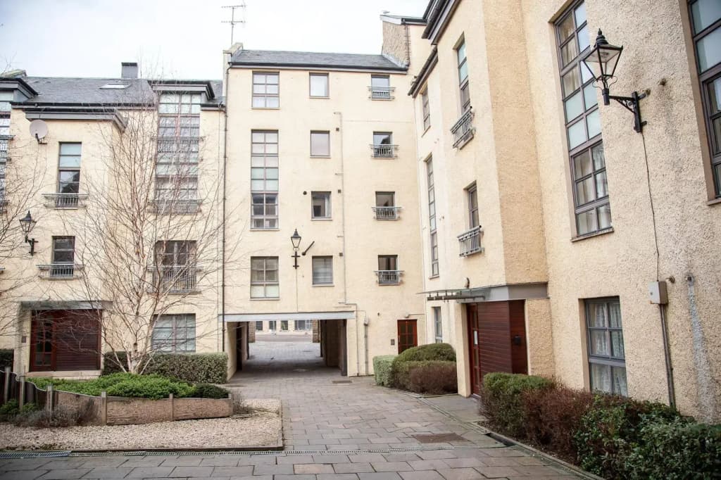 Royal Mile Accommodation - photo 1