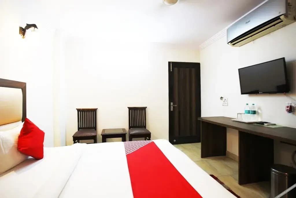 South Continental B&B by OYO Rooms - photo 8