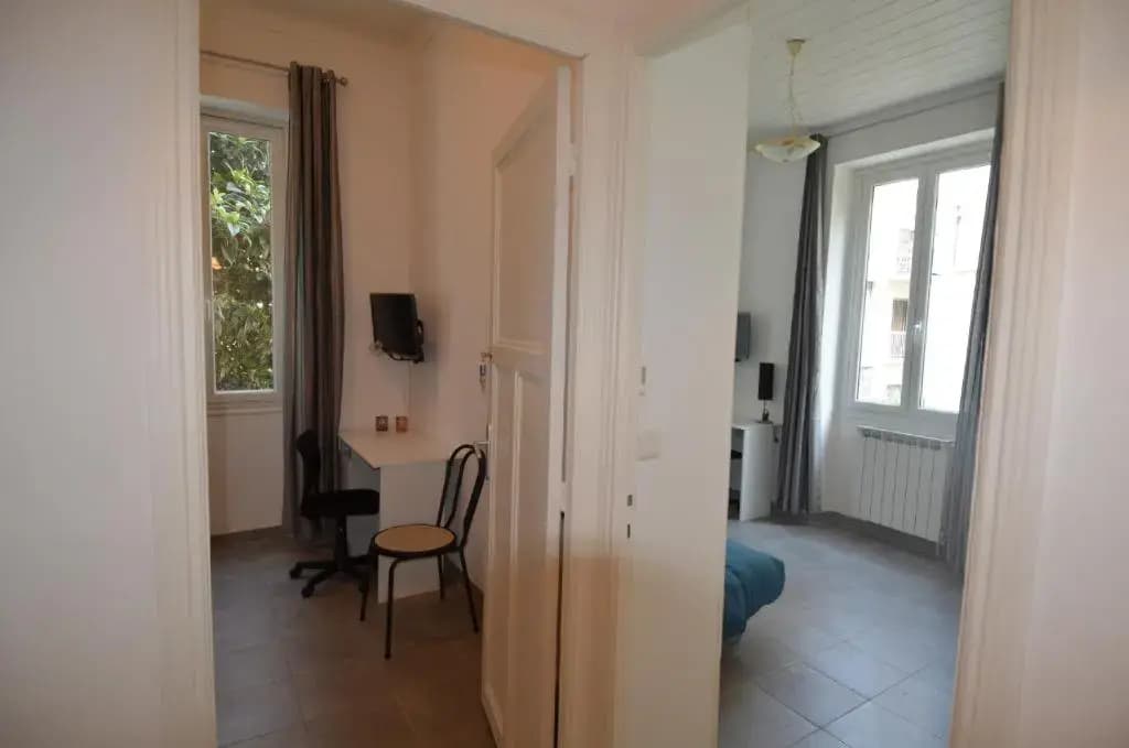 Appartement 4 Personnes Dans Les Hauteurs du Port de Nice - photo 5