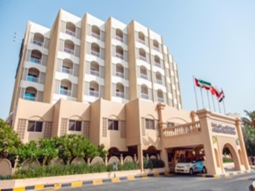 Sharjah Carlton Hotel - photo 32