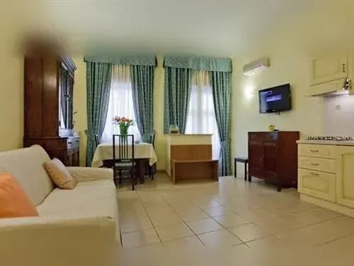 Apartment Julia Guesthouse - photo 6