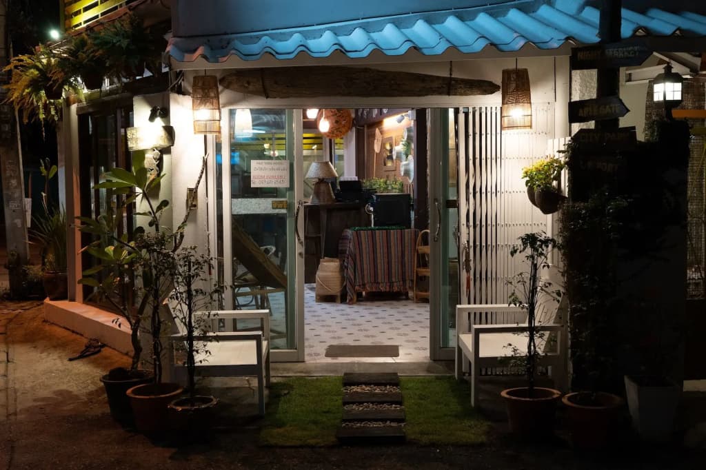Past Tense Hostel - photo 12