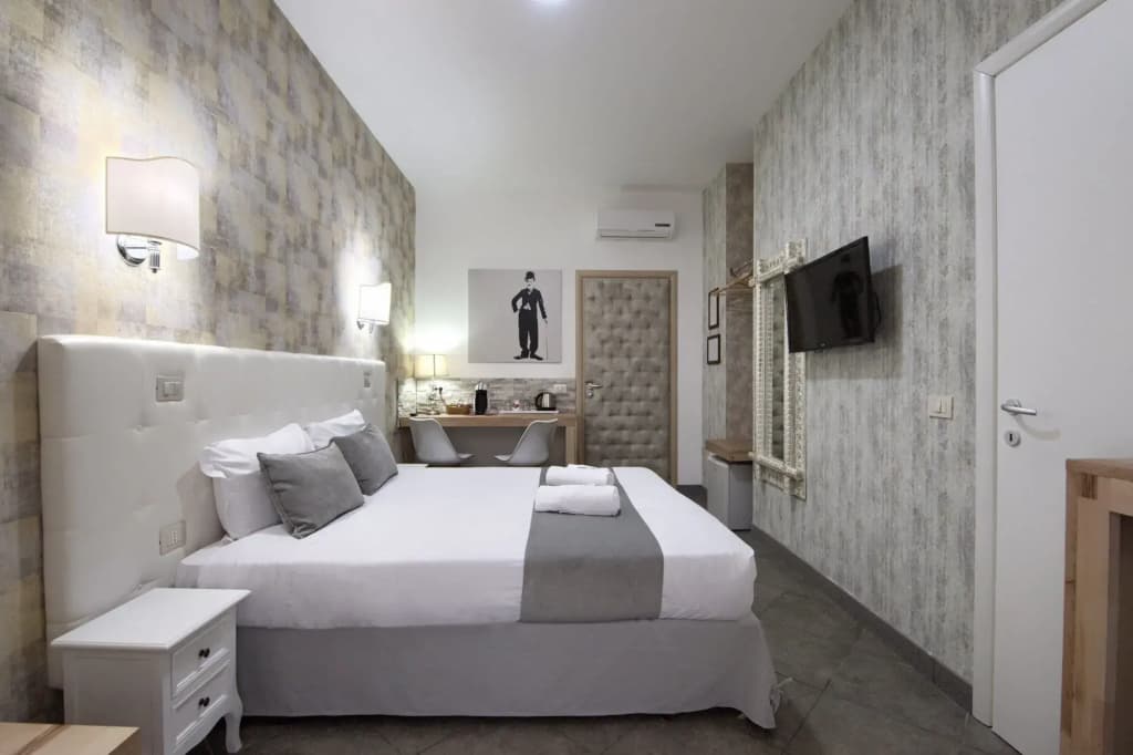Vatican Treasure Hotel - photo 2