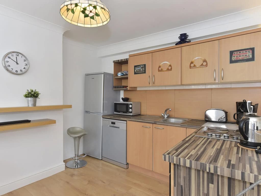Farringdon Apartments - photo 5