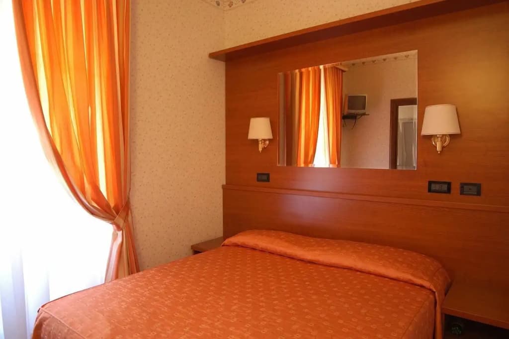 Hotel Dina - photo 3