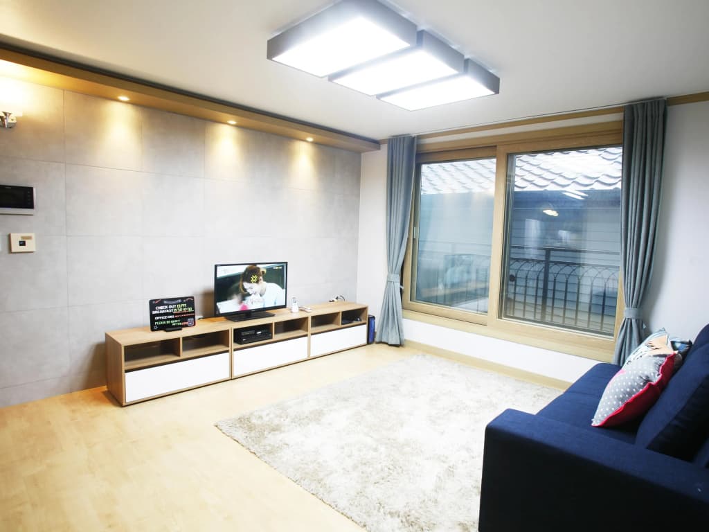 Travelers Planet Studio Type Hostel - photo 2