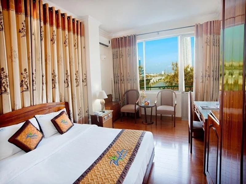 Bamboo Green Riverside Hotel - photo 2