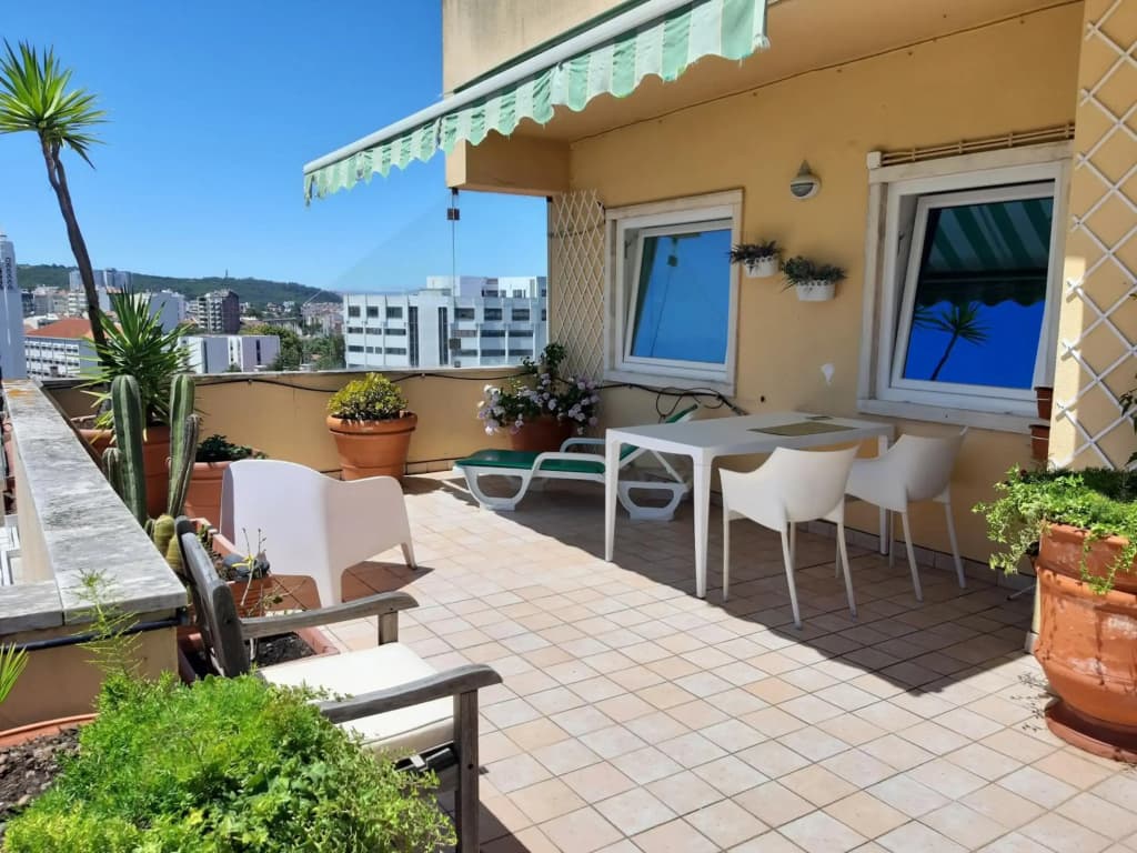 Sunrise Terrace Apartment - photo 6
