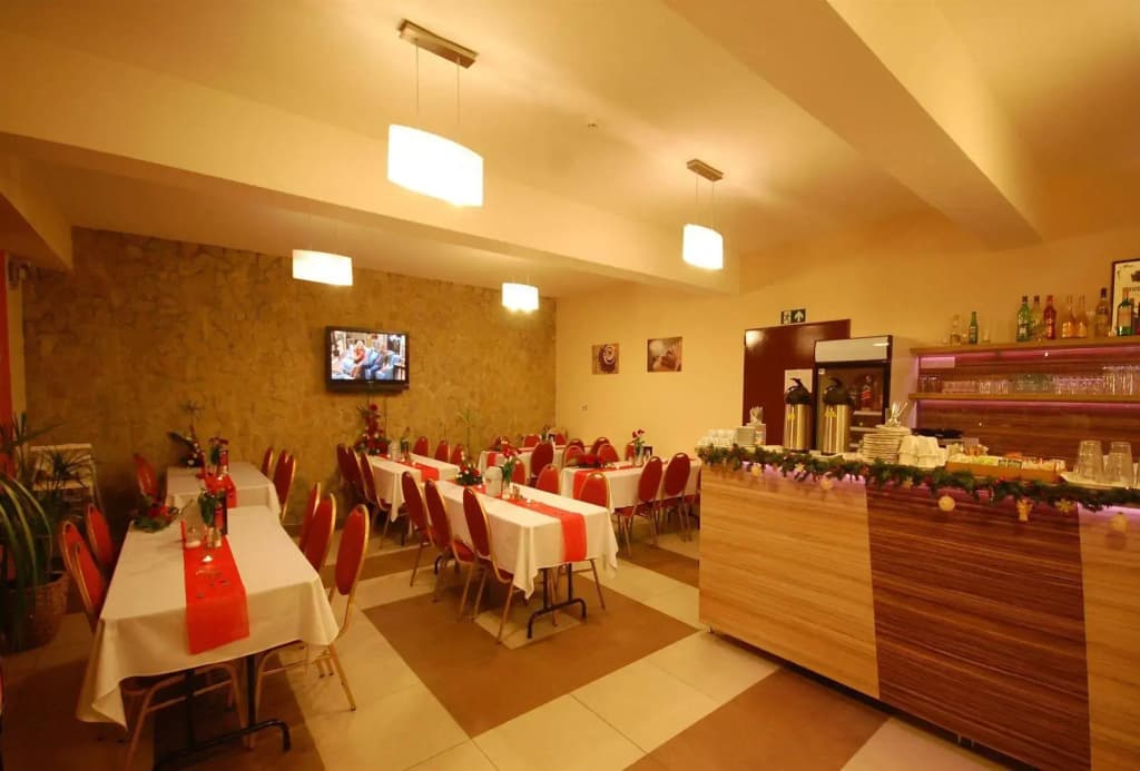 Sunshine Hotel - Budapest - photo 25