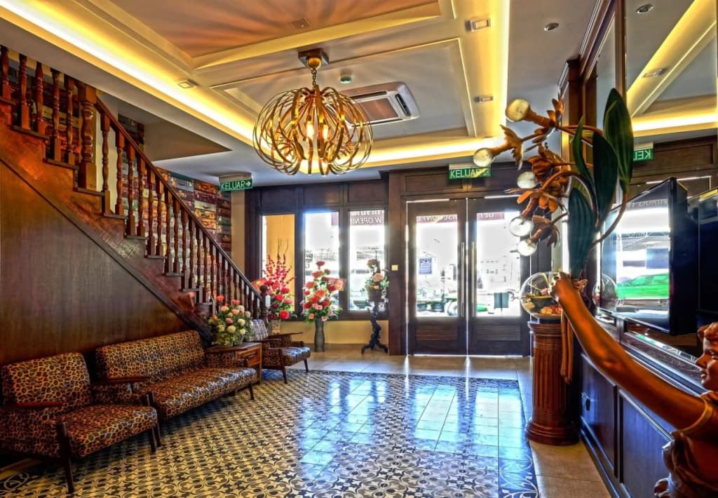 Islander Lodge - main photo