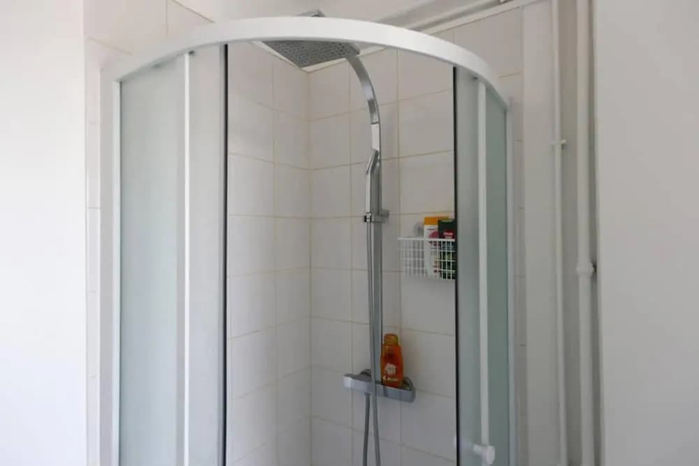Modern Studio Near Montmartre 18th Arrondissement - photo 7