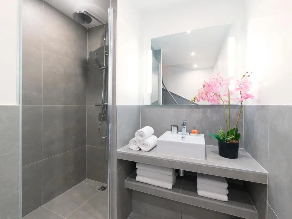 Livinparis - Luxury 4 Bedrooms Le Louvre I - photo 8
