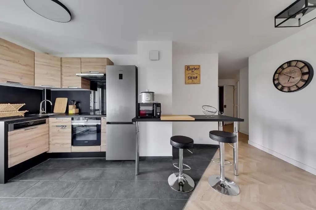 Chic apart with parking and balcony - photo 11