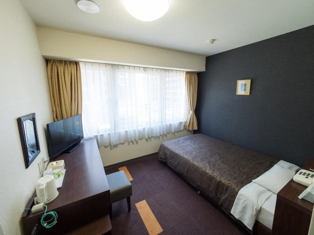 Hotel Shin Osaka - photo 7