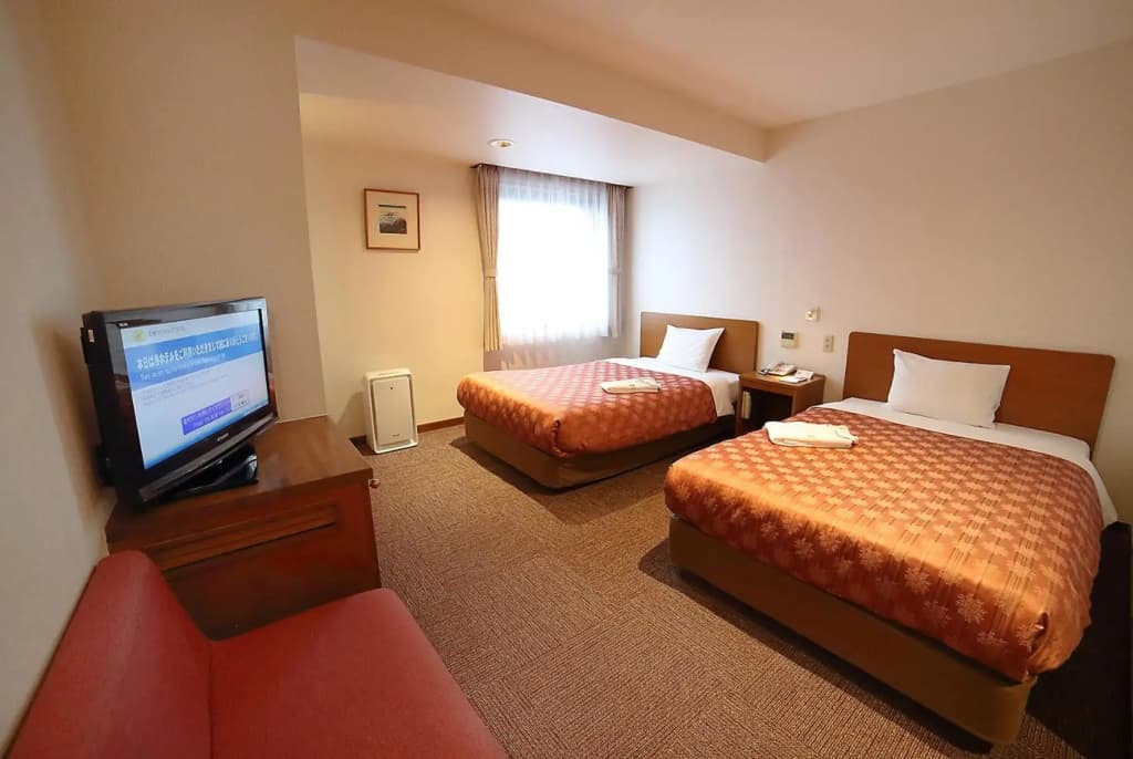 Kumegawa Wing Hotel - photo 3