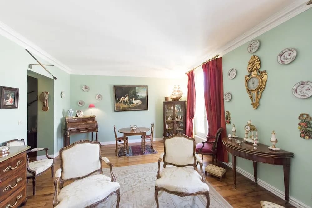 Antique French Splendour - main photo
