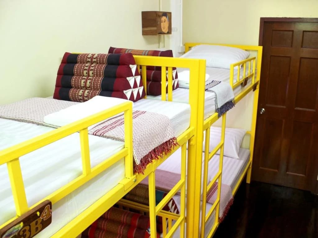 Baan Bovorn Khaosan Hostel - photo 4
