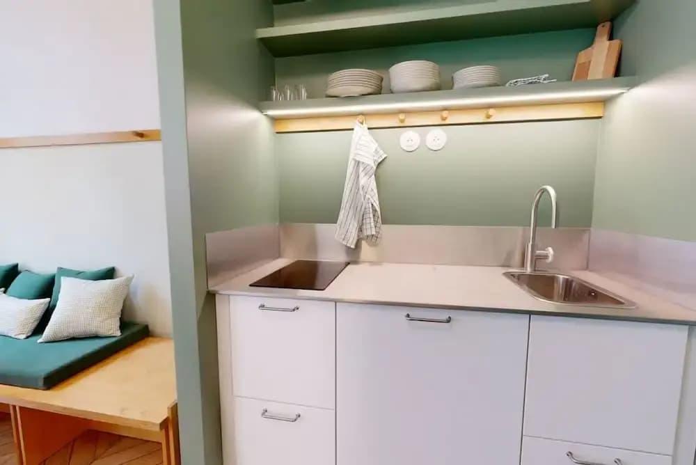 Altido Delightful 1bed Studio w Shared Co-working Space - photo 3